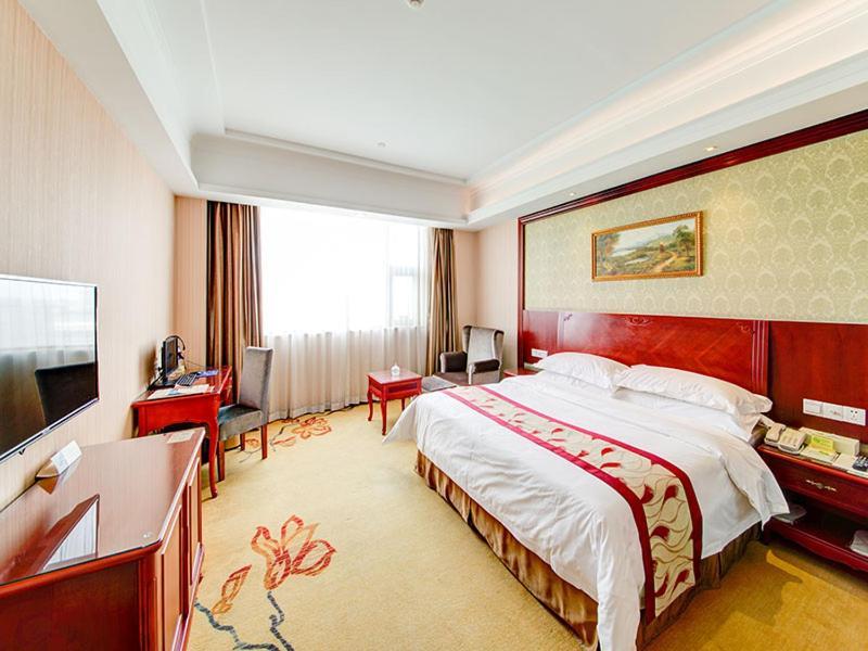 Vienna Hotel Shanghai Jiading New City Exterior foto